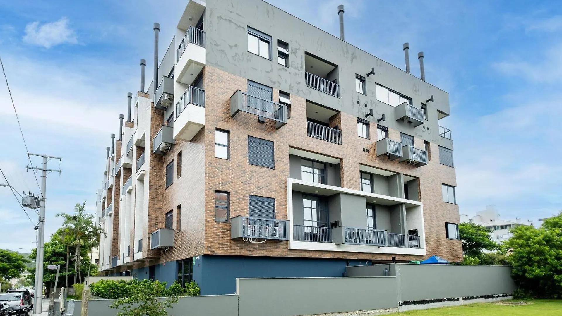 Florianópolis Apto Confortavel E Completo Em Predio Novo Jpr211 0*,  ברזיל